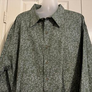 STYLISH Harbor Bay DXL Green Button Down w/ Floral Print—For Work or After!